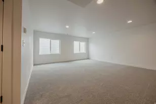 5233 S Paramount Dr, Riverdale, UT 84405 - Photo 34