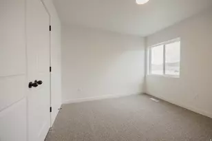 5233 S Paramount Dr, Riverdale, UT 84405 - Photo 36
