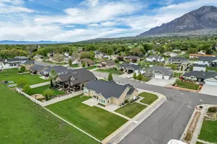 919 E 2050 N, North Ogden, UT 84414 - Photo 40
