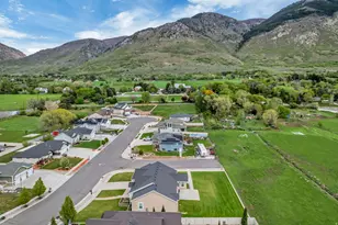 919 E 2050 N, North Ogden, UT 84414 - Photo 44