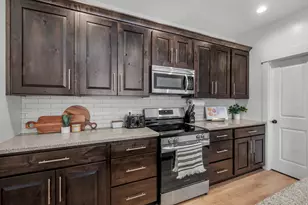 826 W Walnut Bark Ln, Mapleton, UT 84664 - Photo 6