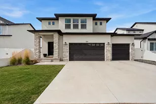 826 W Walnut Bark Ln, Mapleton, UT 84664 - Photo 1