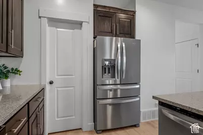 826 W Walnut Bark Ln, Mapleton, UT 84664 - Photo 10