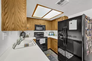 777 S 400 East E, Saint George, UT 84770 - Photo 6