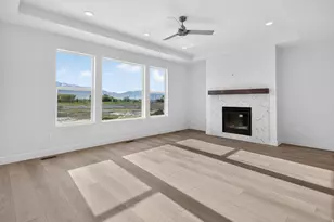 696 S 3500 W, West Weber, UT 84401 - Photo 14