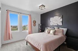 875 S Depot St, Clearfield, UT 84015 - Photo 6