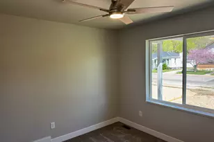1025 S Gramercy Ave, Ogden, UT 84404 - Photo 14