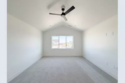 499 W 2030 N #26, Tooele, UT 84074 - Photo 10