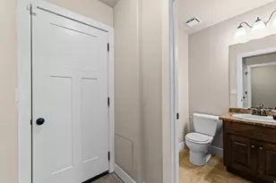 378 N Thurston Ln, Layton, UT 84040 - Photo 38