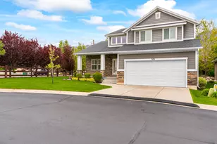 378 N Thurston Ln, Layton, UT 84040 - Photo 2