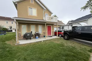 1426 S Heather Ln, Syracuse, UT 84075 - Photo 2