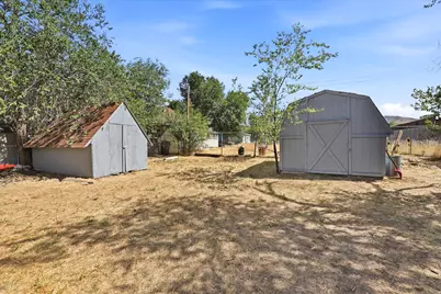 390 E Utah Ave, Tooele, UT 84074 - Photo 18