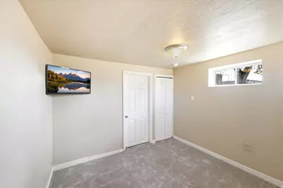 390 E Utah Ave, Tooele, UT 84074 - Photo 10
