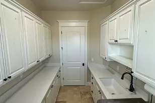 1234 S Parkway Blvd E, Saratoga Springs, UT 84045 - Photo 16