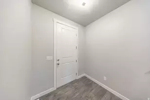 18 W Lady Ln, Bountiful, UT 84010 - Photo 30