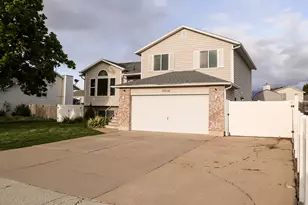 5906 S 4075 W, Roy, UT 84067 - Photo 30