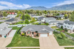 486 W 350 S, Layton, UT 84041 - Photo 32