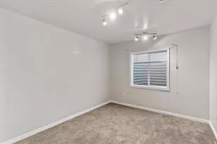 949 E Chris Circle, Clearfield, UT 84015 - Photo 24