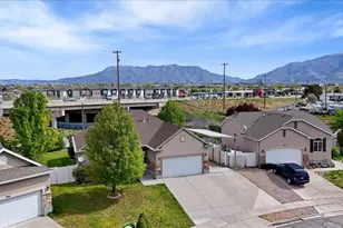 949 E Chris Circle, Clearfield, UT 84015 - Photo 32
