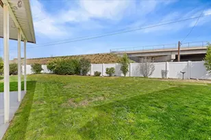 949 E Chris Circle, Clearfield, UT 84015 - Photo 28