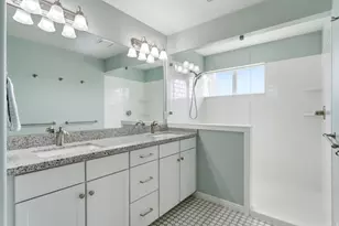 11 S Rio Grand Ave, Farmington, UT 84025 - Photo 4
