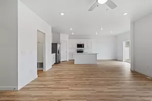 1122 Vegas St W, Grantsville, UT 84029 - Photo 12