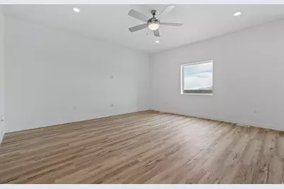1066 Vegas St W, Grantsville, UT 84029 - Photo 18
