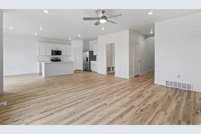 1066 Vegas St W, Grantsville, UT 84029 - Photo 14
