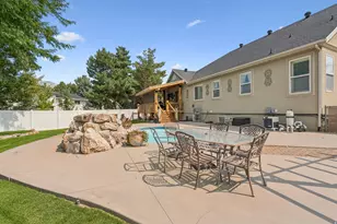10685 N Jerling Dr, Highland, UT 84003 - Photo 52