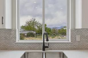 1327 E 320 S, Payson, UT 84651 - Photo 10