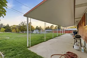 328 E 100 N, Clearfield, UT 84015 - Photo 24