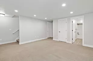 256 E Kirsten Ln N, North Salt Lake, UT 84054 - Photo 30