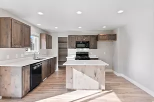 2265 E 320 N, Spanish Fork, UT 84660 - Photo 2
