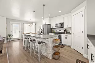 4856 W Pillar Dr, Riverton, UT 84096 - Photo 2