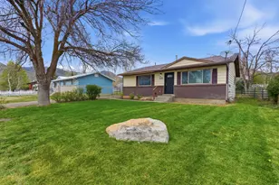 256 W 100 S, Midway, UT 84049 - Photo 2