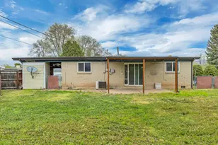 1995 Clyde St, Layton, UT 84041 - Photo 16