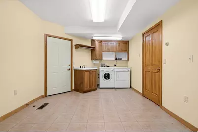 927 N Ensign Vista Dr, Salt Lake City, UT 84103 - Photo 26