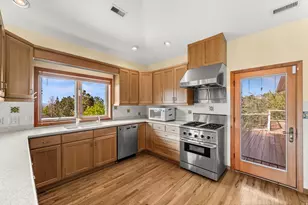 927 N Ensign Vista Dr, Salt Lake City, UT 84103 - Photo 50