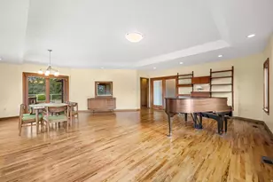 927 N Ensign Vista Dr, Salt Lake City, UT 84103 - Photo 8