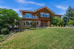 927 N Ensign Vista Dr, Salt Lake City, UT 84103 - Photo 2