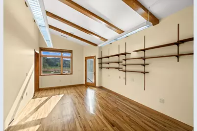 927 N Ensign Vista Dr, Salt Lake City, UT 84103 - Photo 48