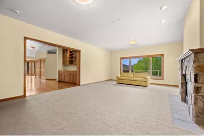 927 N Ensign Vista Dr, Salt Lake City, UT 84103 - Photo 24