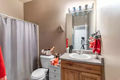 12802 S Timber Run Rd, Riverton, UT 84065 - Photo 10