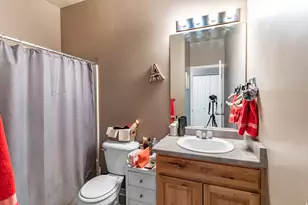 12802 S Timber Run Rd, Riverton, UT 84065 - Photo 10