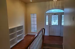 5586 S 250 E, Washington Terrace, UT 84405 - Photo 2