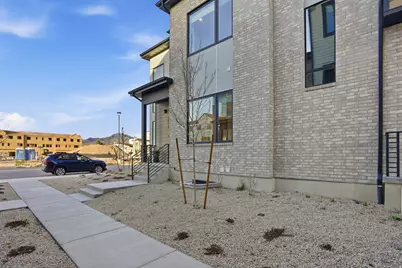2011 E Beverly Dr, Holladay, UT 84117 - Photo 40
