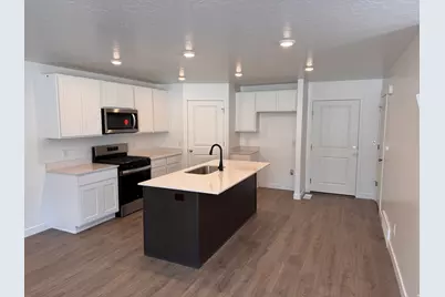 2162 N Glacier Ln E #231, Heber City, UT 84032 - Photo 2