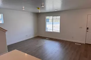 2162 N Glacier Ln E, Heber City, UT 84032 - Photo 4