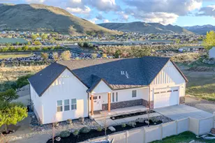 6203 W 13900 S, Herriman, UT 84096 - Photo 1