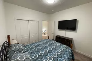 394 W Parkway Dr S, Kaysville, UT 84037 - Photo 26